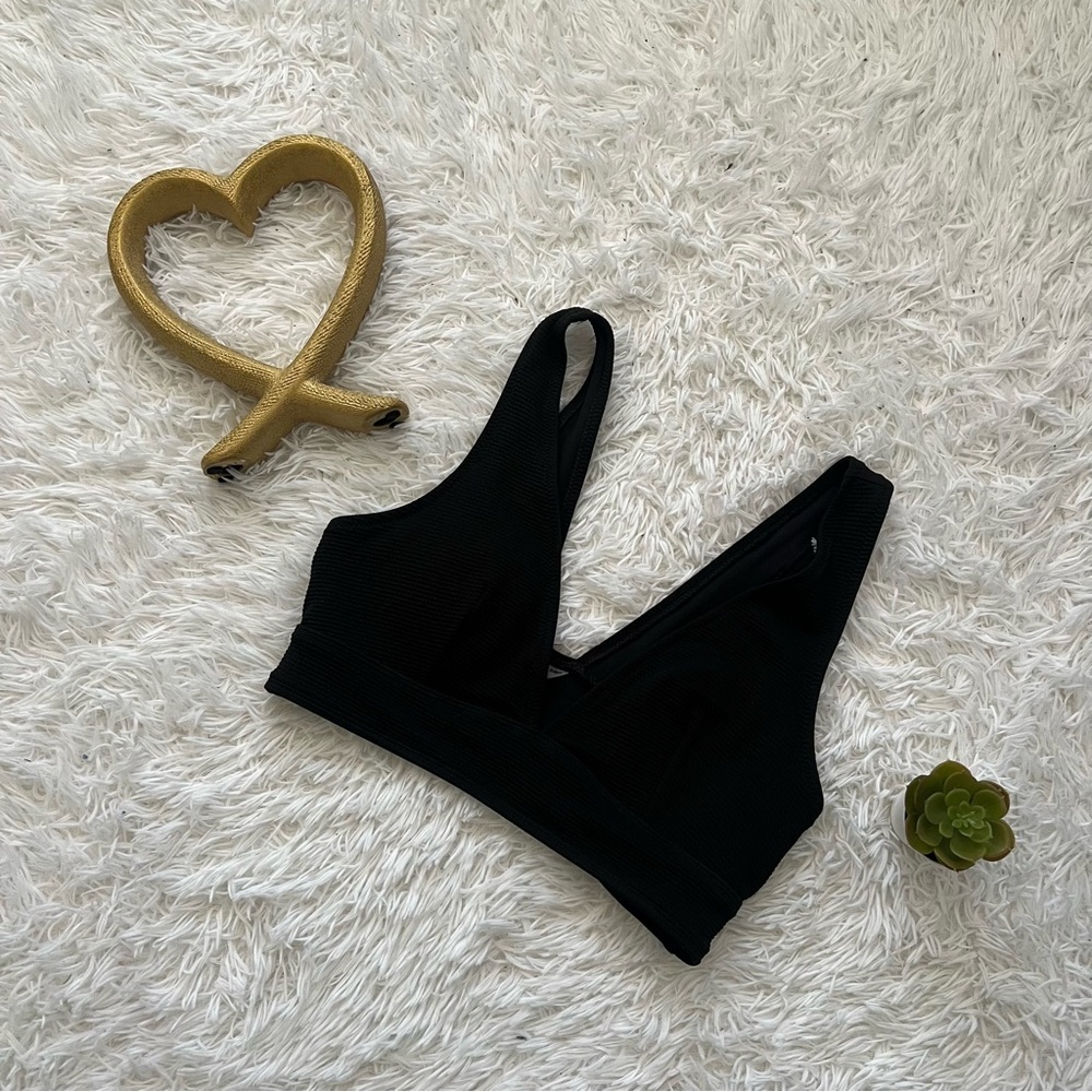 Old Navy Black Bikini Top Swimwear